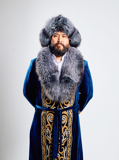 Шапан "Абырой" с головным убором "Малакай"